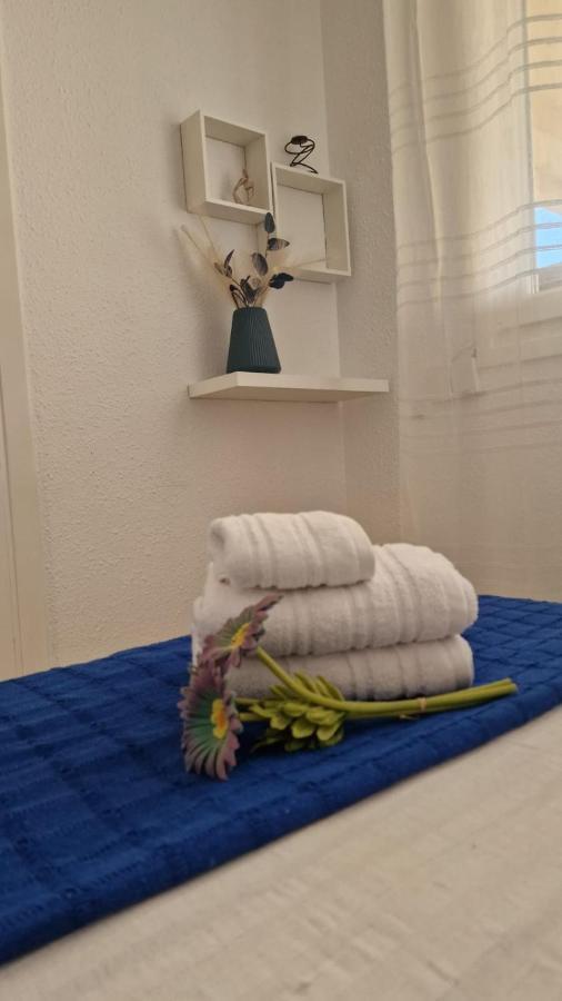 Apartamento 3 Habitaciones Con Piscina Y Vistas Al Mar เบนิสกัสซิม ภายนอก รูปภาพ